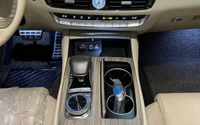인천자동차중고차 더 뉴 K9 2세대 3.8 GDI AWD 매물 사진 18 - 2024/07 61,478km